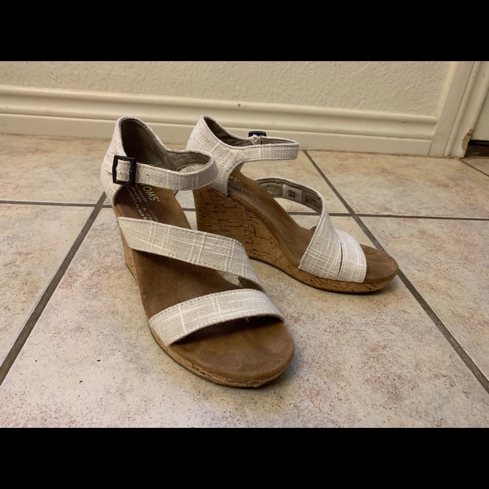 Toms wedge sandals